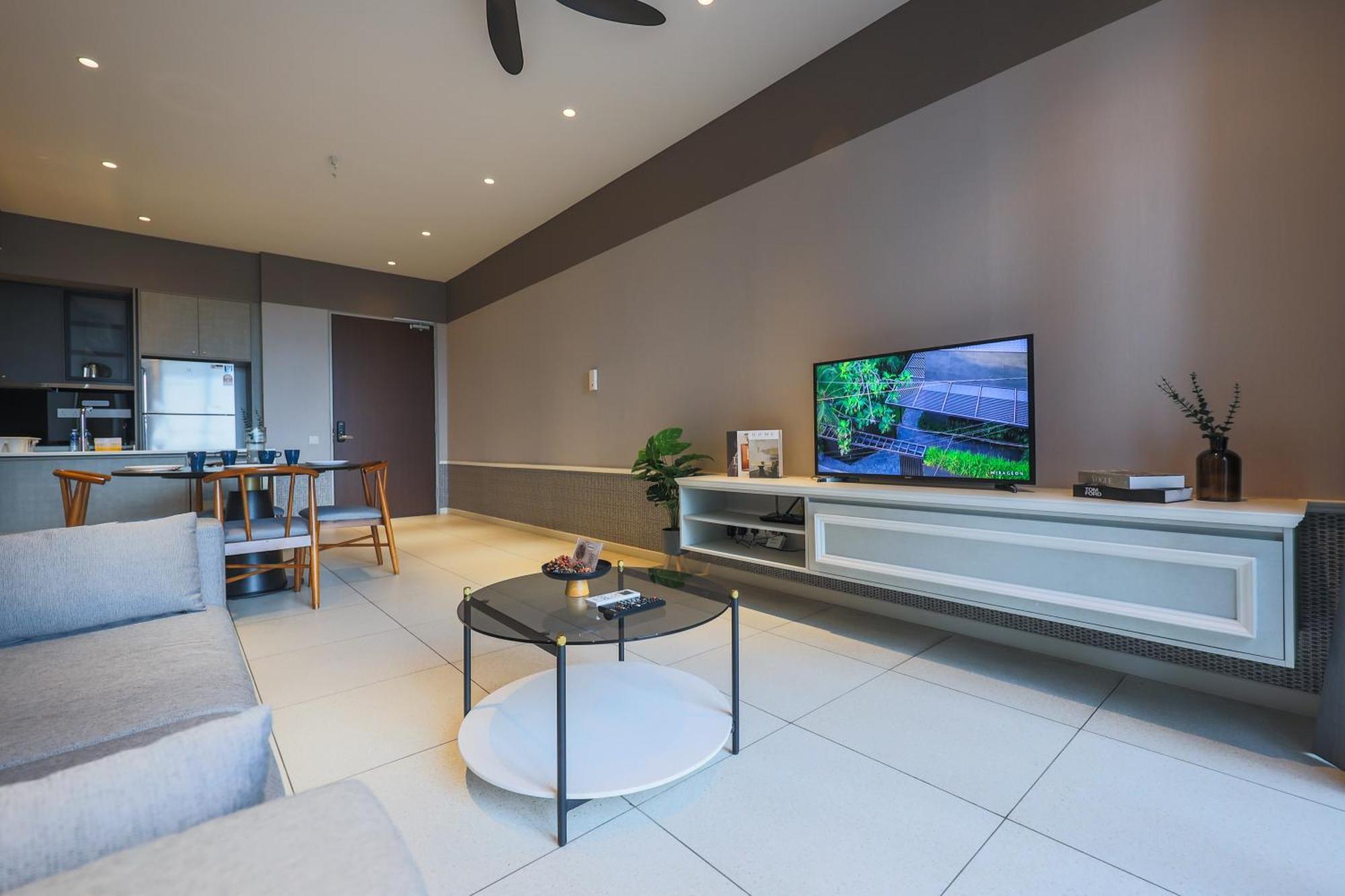 Millerz Square By Mykey Apartment Kuala Lumpur Ngoại thất bức ảnh Living Hall