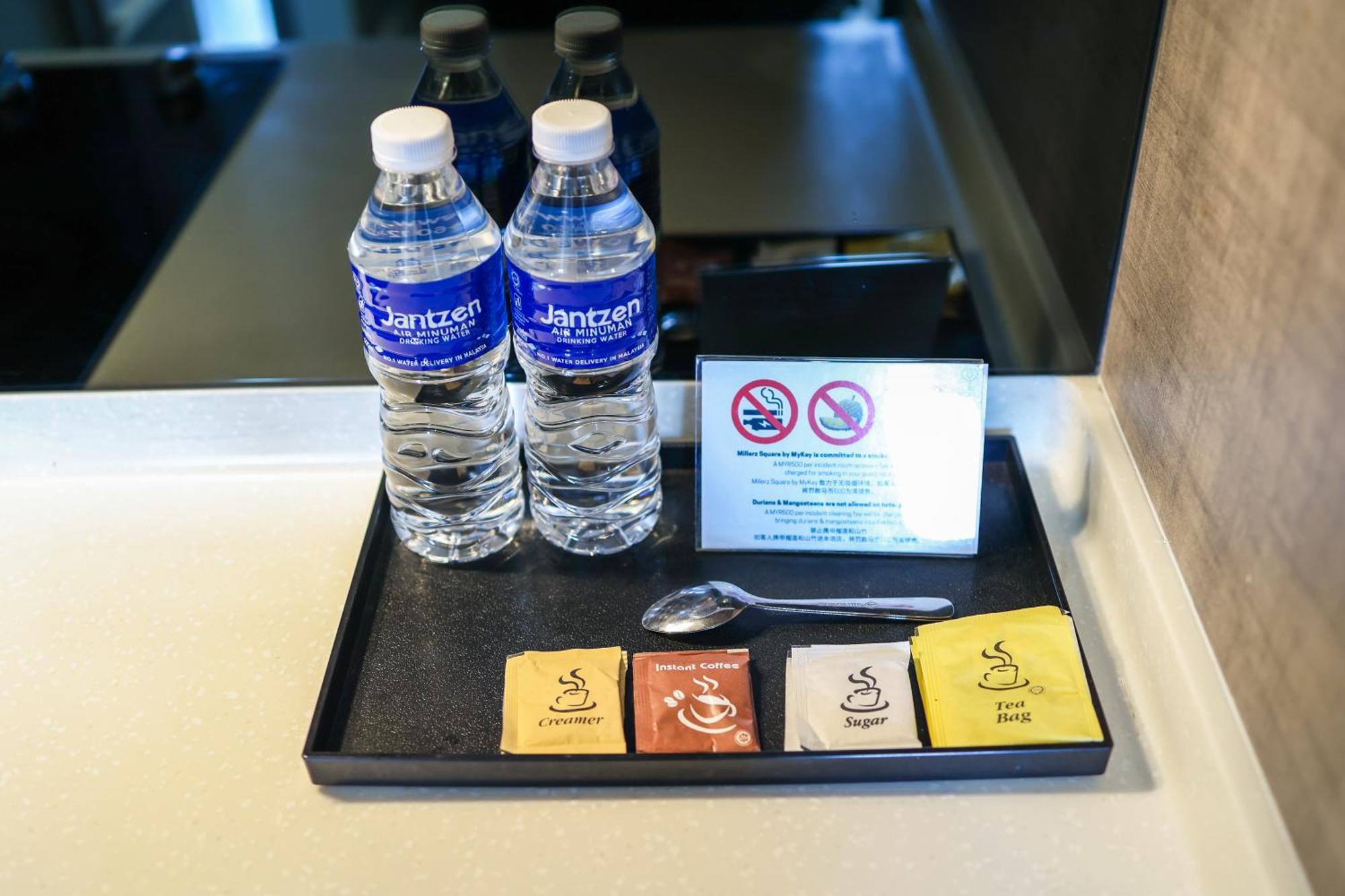 Millerz Square By Mykey Apartment Kuala Lumpur Ngoại thất bức ảnh Bottled water and tea bags in a hotel room