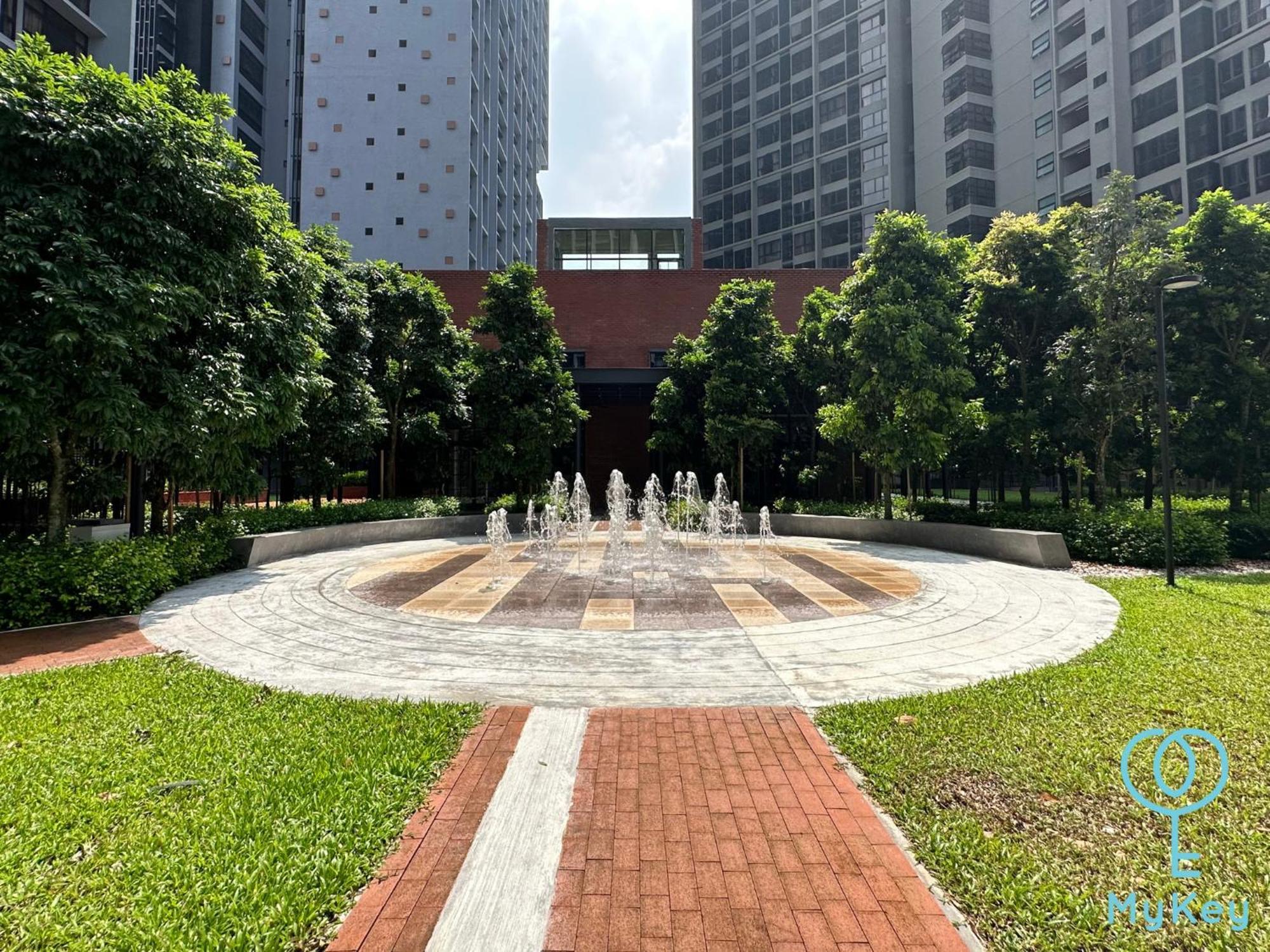 Millerz Square By Mykey Apartment Kuala Lumpur Ngoại thất bức ảnh Fountain at the entrance of the station